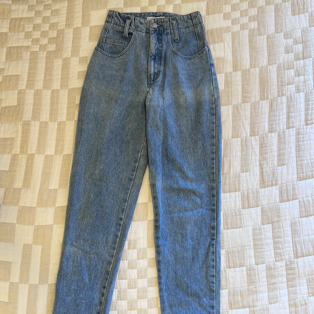 Authentic 90s Straight Leg Jeans